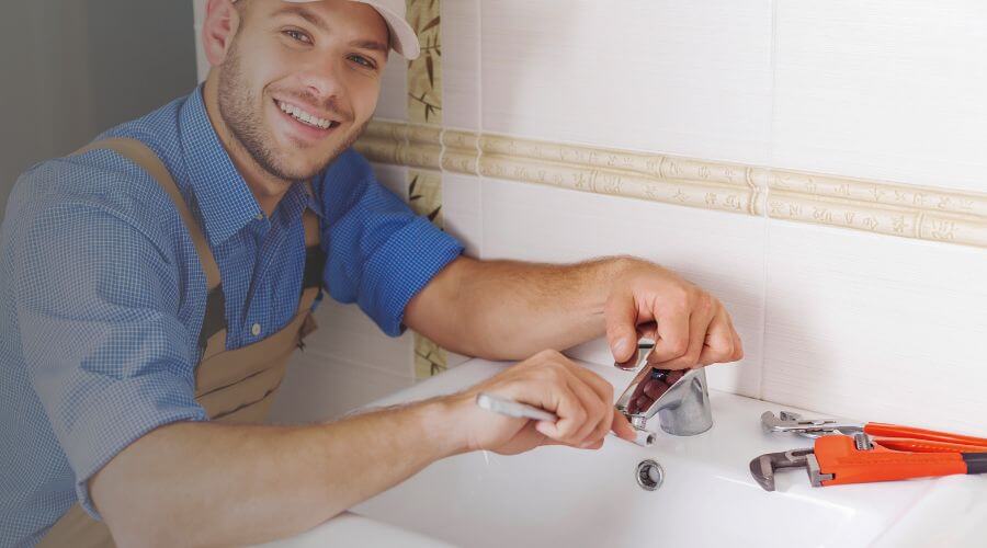 Professional clogged drains services in Saint David, IL